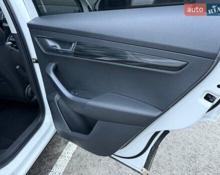 Білий Шкода Karoq, об'ємом двигуна 1.4 л та пробігом 180 тис. км за 18500 $, фото 19 на Automoto.ua