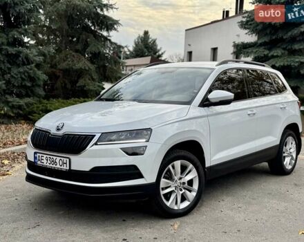 Білий Шкода Karoq, об'ємом двигуна 1.4 л та пробігом 62 тис. км за 22700 $, фото 16 на Automoto.ua