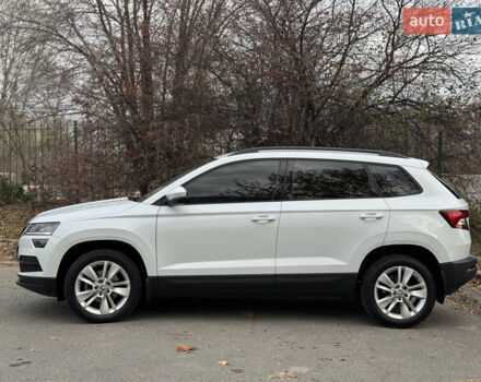 Білий Шкода Karoq, об'ємом двигуна 1.4 л та пробігом 62 тис. км за 21999 $, фото 16 на Automoto.ua
