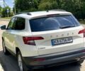 Белый Шкода Karoq, объемом двигателя 1.6 л и пробегом 230 тыс. км за 18200 $, фото 3 на Automoto.ua