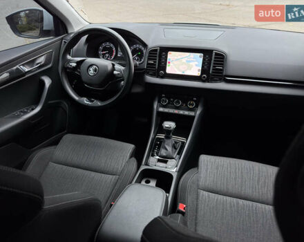 Білий Шкода Karoq, об'ємом двигуна 1.4 л та пробігом 62 тис. км за 21999 $, фото 32 на Automoto.ua