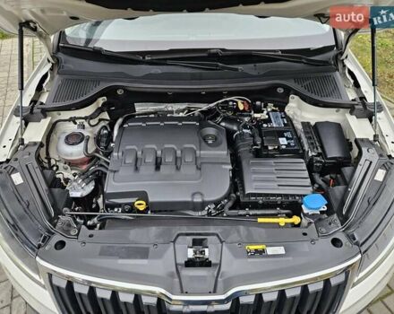 Білий Шкода Karoq, об'ємом двигуна 1.97 л та пробігом 85 тис. км за 27890 $, фото 49 на Automoto.ua