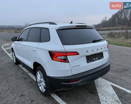 Білий Шкода Karoq, об'ємом двигуна 1.4 л та пробігом 180 тис. км за 18500 $, фото 10 на Automoto.ua