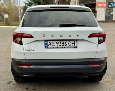 Білий Шкода Karoq, об'ємом двигуна 1.4 л та пробігом 62 тис. км за 22700 $, фото 3 на Automoto.ua