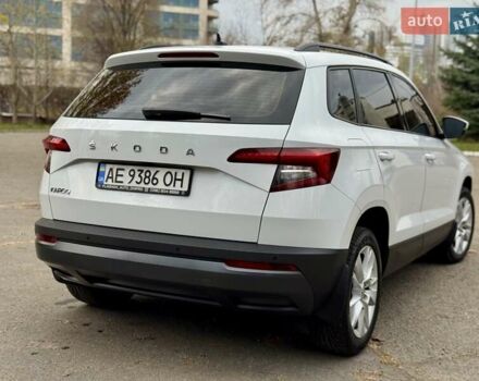 Білий Шкода Karoq, об'ємом двигуна 1.4 л та пробігом 62 тис. км за 22700 $, фото 6 на Automoto.ua