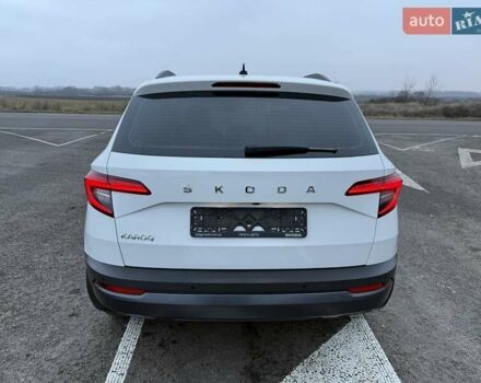 Білий Шкода Karoq, об'ємом двигуна 1.4 л та пробігом 180 тис. км за 18500 $, фото 9 на Automoto.ua