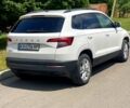 Белый Шкода Karoq, объемом двигателя 1.6 л и пробегом 230 тыс. км за 18200 $, фото 5 на Automoto.ua