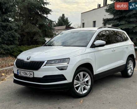 Білий Шкода Karoq, об'ємом двигуна 1.4 л та пробігом 62 тис. км за 21999 $, фото 18 на Automoto.ua