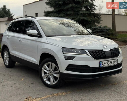 Білий Шкода Karoq, об'ємом двигуна 1.4 л та пробігом 62 тис. км за 21999 $, фото 1 на Automoto.ua