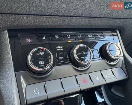 Шкода Karoq 2021 в Киеве на Automoto.ua Белый Шкода Karoq, объемом двигателя 1.97 л и пробегом 78 тыс. км за 22000 $, фото 27 на Automoto.ua