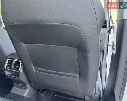 Шкода Karoq 2021 в Киеве на Automoto.ua Белый Шкода Karoq, объемом двигателя 1.97 л и пробегом 78 тыс. км за 22000 $, фото 12 на Automoto.ua