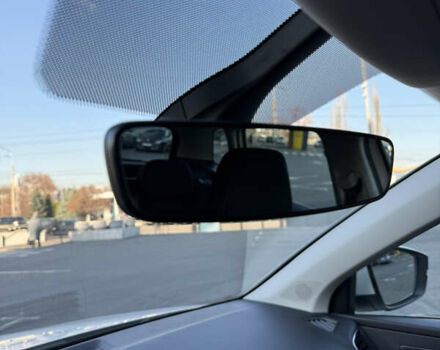 Белый Шкода Karoq, объемом двигателя 2 л и пробегом 78 тыс. км за 21999 $, фото 19 на Automoto.ua