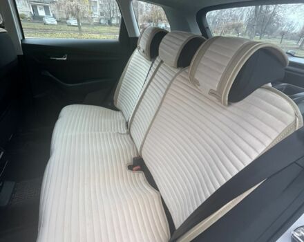 Белый Шкода Karoq, объемом двигателя 0 л и пробегом 19 тыс. км за 23500 $, фото 2 на Automoto.ua