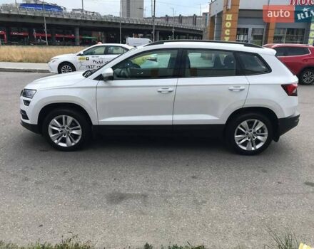 Белый Шкода Karoq, объемом двигателя 1.4 л и пробегом 108 тыс. км за 23980 $, фото 25 на Automoto.ua