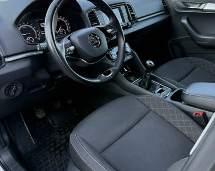 Белый Шкода Karoq, объемом двигателя 2 л и пробегом 78 тыс. км за 22000 $, фото 14 на Automoto.ua