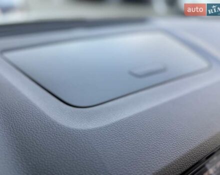 Шкода Karoq 2021 в Киеве на Automoto.ua Белый Шкода Karoq, объемом двигателя 1.97 л и пробегом 78 тыс. км за 22000 $, фото 29 на Automoto.ua