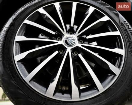 Білий Шкода Karoq, об'ємом двигуна 2 л та пробігом 88 тис. км за 29800 $, фото 7 на Automoto.ua