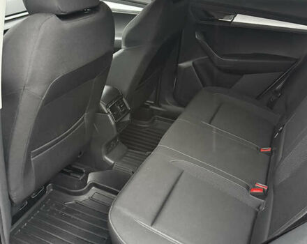 Белый Шкода Karoq, объемом двигателя 1.97 л и пробегом 147 тыс. км за 27800 $, фото 9 на Automoto.ua