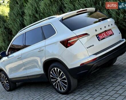 Белый Шкода Karoq, объемом двигателя 2 л и пробегом 88 тыс. км за 28900 $, фото 11 на Automoto.ua
