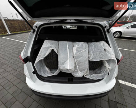 Білий Шкода Karoq, об'ємом двигуна 1.4 л та пробігом 68 тис. км за 24450 $, фото 53 на Automoto.ua