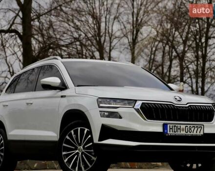 Білий Шкода Karoq, об'ємом двигуна 2 л та пробігом 88 тис. км за 29800 $, фото 34 на Automoto.ua