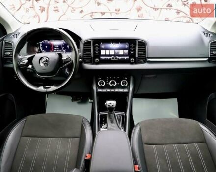 Білий Шкода Karoq, об'ємом двигуна 2 л та пробігом 88 тис. км за 29800 $, фото 71 на Automoto.ua