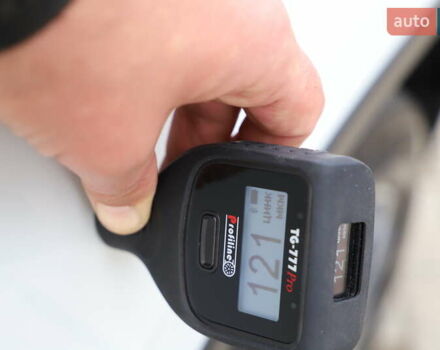 Білий Шкода Karoq, об'ємом двигуна 2 л та пробігом 88 тис. км за 29800 $, фото 143 на Automoto.ua