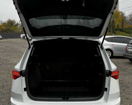 Білий Шкода Karoq, об'ємом двигуна 1.97 л та пробігом 147 тис. км за 27800 $, фото 7 на Automoto.ua