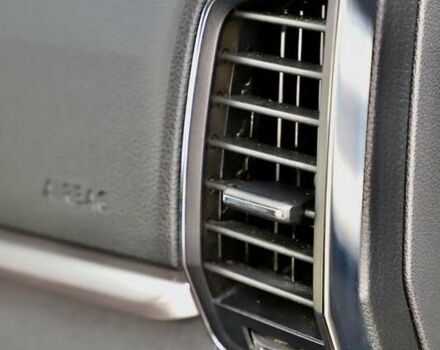 Білий Шкода Karoq, об'ємом двигуна 2 л та пробігом 88 тис. км за 29800 $, фото 92 на Automoto.ua