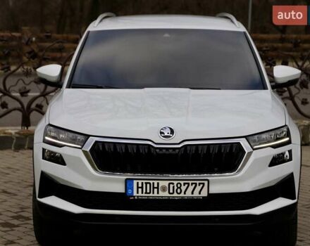 Білий Шкода Karoq, об'ємом двигуна 2 л та пробігом 88 тис. км за 29800 $, фото 41 на Automoto.ua