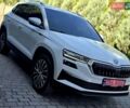 Белый Шкода Karoq, объемом двигателя 2 л и пробегом 88 тыс. км за 28900 $, фото 2 на Automoto.ua