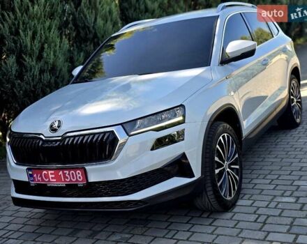 Белый Шкода Karoq, объемом двигателя 2 л и пробегом 88 тыс. км за 28900 $, фото 9 на Automoto.ua