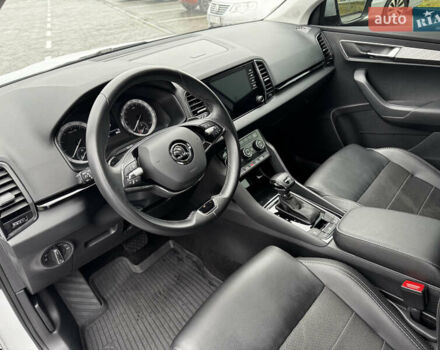 Білий Шкода Karoq, об'ємом двигуна 1.4 л та пробігом 68 тис. км за 24450 $, фото 29 на Automoto.ua