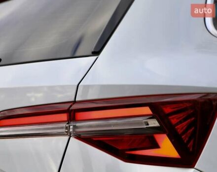 Білий Шкода Karoq, об'ємом двигуна 2 л та пробігом 88 тис. км за 29800 $, фото 19 на Automoto.ua