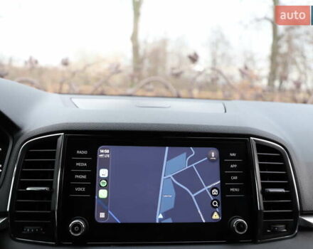 Білий Шкода Karoq, об'ємом двигуна 2 л та пробігом 88 тис. км за 29800 $, фото 125 на Automoto.ua