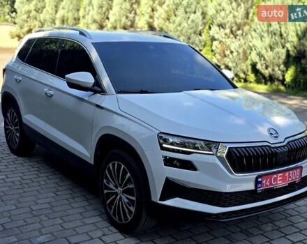 Белый Шкода Karoq, объемом двигателя 2 л и пробегом 88 тыс. км за 28900 $, фото 3 на Automoto.ua