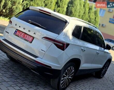 Белый Шкода Karoq, объемом двигателя 2 л и пробегом 88 тыс. км за 28900 $, фото 5 на Automoto.ua