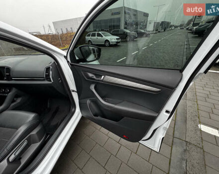 Білий Шкода Karoq, об'ємом двигуна 1.4 л та пробігом 68 тис. км за 24450 $, фото 52 на Automoto.ua