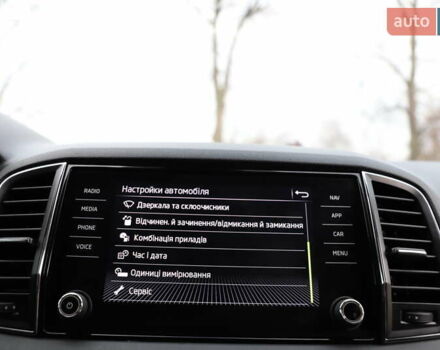 Білий Шкода Karoq, об'ємом двигуна 2 л та пробігом 88 тис. км за 29800 $, фото 116 на Automoto.ua