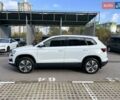 Белый Шкода Karoq, объемом двигателя 1.4 л и пробегом 22 тыс. км за 29600 $, фото 3 на Automoto.ua