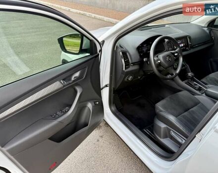 Білий Шкода Karoq, об'ємом двигуна 1.4 л та пробігом 23 тис. км за 27800 $, фото 43 на Automoto.ua