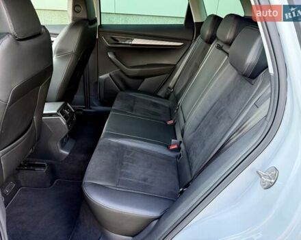 Білий Шкода Karoq, об'ємом двигуна 1.4 л та пробігом 23 тис. км за 27800 $, фото 54 на Automoto.ua