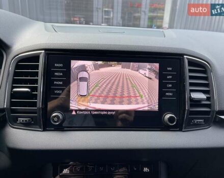 Білий Шкода Karoq, об'ємом двигуна 1.4 л та пробігом 16 тис. км за 27999 $, фото 46 на Automoto.ua