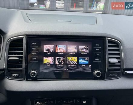 Білий Шкода Karoq, об'ємом двигуна 1.4 л та пробігом 16 тис. км за 27999 $, фото 47 на Automoto.ua