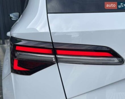 Білий Шкода Karoq, об'ємом двигуна 1.4 л та пробігом 16 тис. км за 27999 $, фото 19 на Automoto.ua