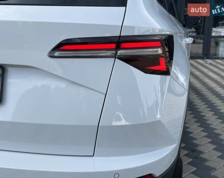 Білий Шкода Karoq, об'ємом двигуна 1.4 л та пробігом 16 тис. км за 27999 $, фото 18 на Automoto.ua