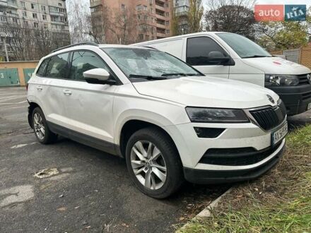 Білий Шкода Karoq, об'ємом двигуна 1.5 л та пробігом 180 тис. км за 10000 $, фото 1 на Automoto.ua