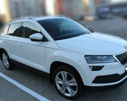 Белый Шкода Karoq, объемом двигателя 1.6 л и пробегом 280 тыс. км за 19800 $, фото 1 на Automoto.ua