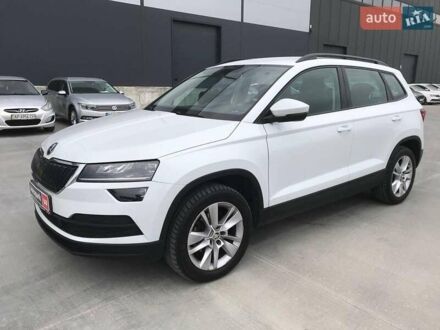 Шкода Karoq 2019 в Львове на Automoto.ua Белый Шкода Karoq, объемом двигателя 1.5 л и пробегом 110 тыс. км за 23240 $, фото 1 на Automoto.ua