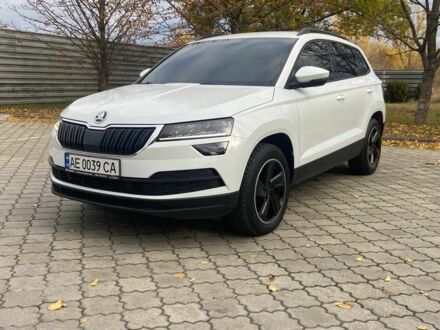 Шкода Karoq 2020 в Павлограде на Automoto.ua Белый Шкода Karoq, объемом двигателя 1.4 л и пробегом 39 тыс. км за 24900 $, фото 1 на Automoto.ua